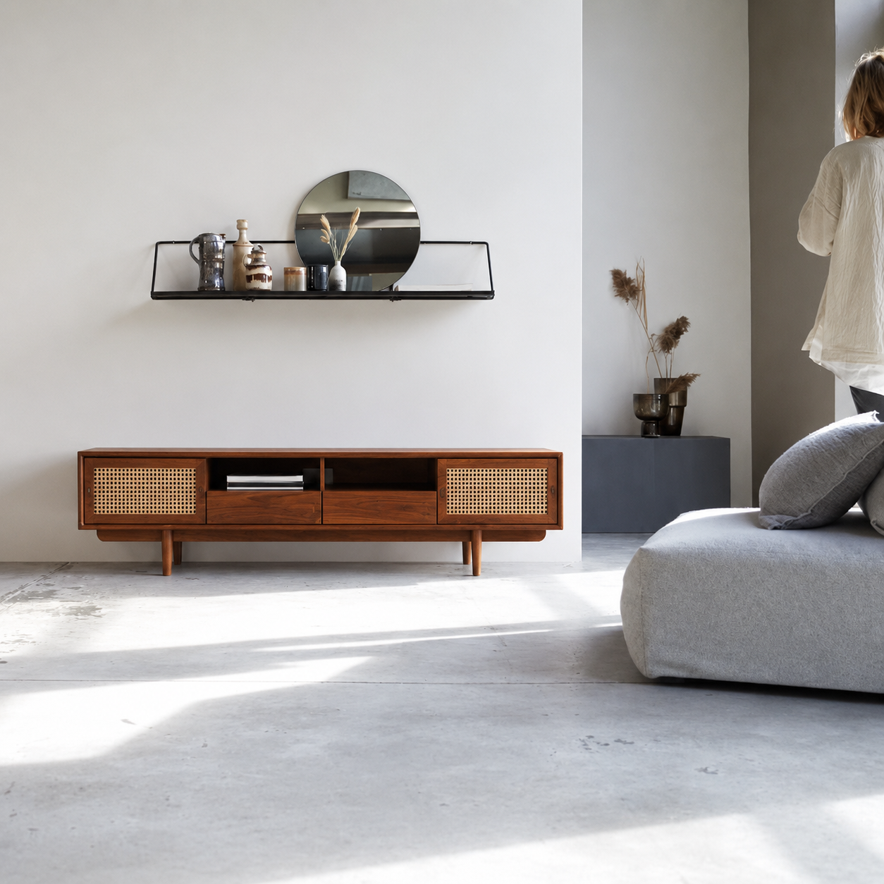 Space Galaxy Furniture Solid Mango TV Unit | Mid Century Modern TV Stand with Rattan Cane 2 Doors, & Two Drawers & One Shelf | Entertainment Cabinet | Honey Oak Finish